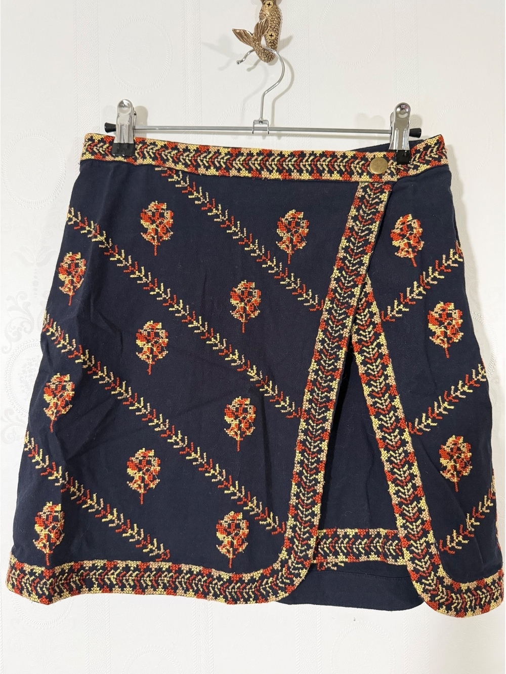 Free People Embroidered Skirt | Size 4